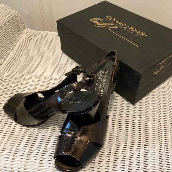 Donald J. Pliner Open Toe Heels - Picture 2 of 7